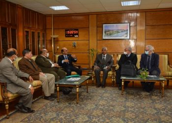 وفد من «التعليم العالي» يزور جامعة أسيوط لتجديد اعتماد الجودة بكلية الزراعة