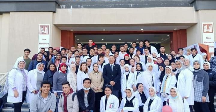 طب المنصورة الجديدة تُنظم حملة للتوعية بمشكلات مرض السمنة