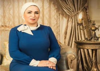 اليوم العالمي للمرأة.. انتصار السيسي توجه تحية لنساء مصر