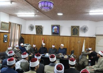 خلال لقائه وعاظ وواعظات سوهاج أمين "البحوث الإسلامية" دوركم عظيم في الحفاظ على وعي المجتمع