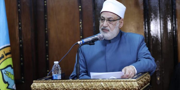 وكيل الأزهر: التكنولوجيا جزء من حياتنا ولم يعد استعمالها خيارا مطروحا يحتمل القبول أو الرفض