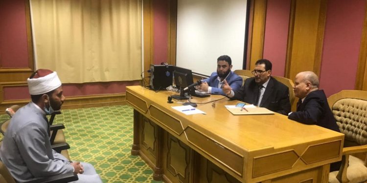 «البحوث الإسلامية»  يبدأ الاختبارات الشفوية لاختيار المبعوثين لدول العالم لإحياء ليالي شهر رمضان