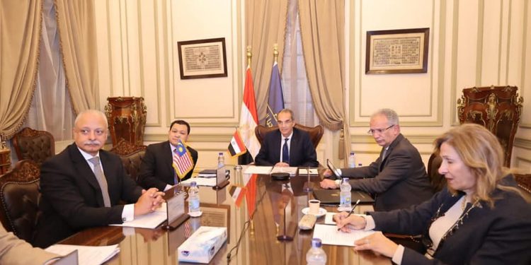 مبادرة بُناة مصر الرقمية.. تعاون بين وزارة الاتصالات جامعة العلوم الماليزية USM لمنح الماجستير في تحليل الأعمال 