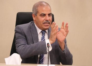 رئيس جامعة الأزهر يدعو لمنع غير المتخصصين من تصدر الفتوى