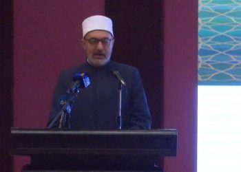 أمين «البحوث الإسلامية» الفتوى غير المنضبطة تقضي على التنمية المستدامة وتزعزع استقرار الأوطـان