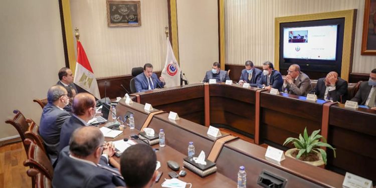  الصحة: انخفاض نسب تردد مرضى كورونا على المستشفيات بنسبة 52%