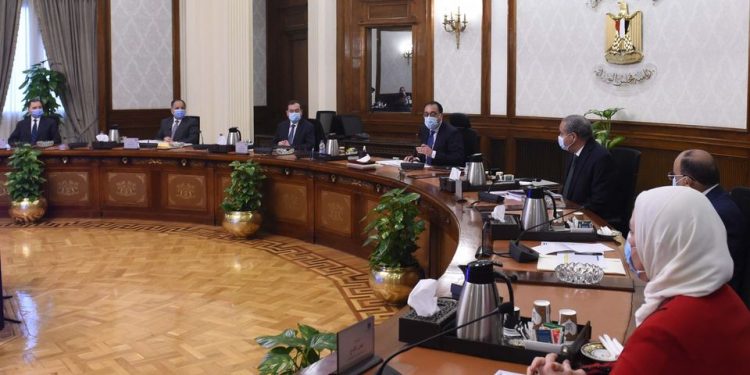 مدبولي: حزمة تحفيزية للقطاع الخاص لتشجيع الاستثمار في الصحة والتعليم