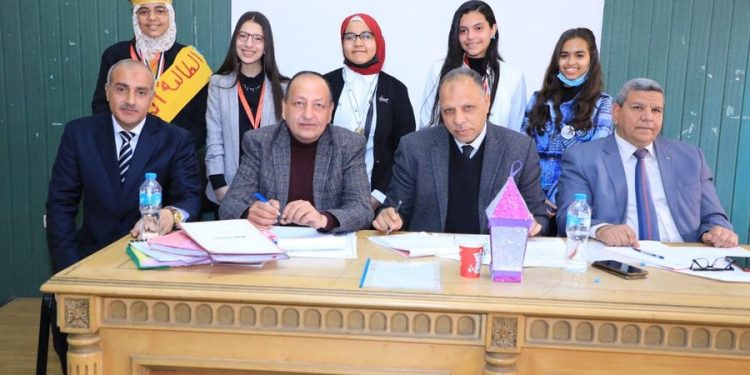 أسماء الفائزين في مسابقة الطالب المثالي للعام الدراسي 2021-2022