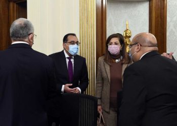 التخطيط: توجيه 52 مليار جنيه للأبنية التعليمية لخفض كثافة الفصول 