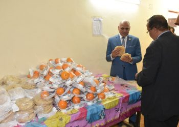 رئيس جامعة الأقصر يتفقد المدينة الجامعية بمدينة طيبة