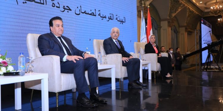 التعليم العالي: القيادة السياسية تهتم ببناء المواطن من خلال تعليم عالي الجودة