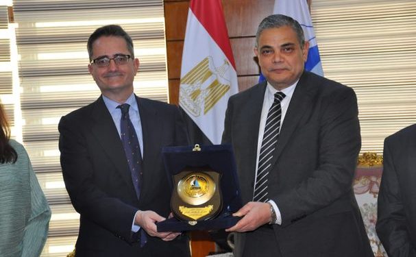 رئيس جامعة كفرالشيخ يستقبل المستشار الثقافى الإسباني