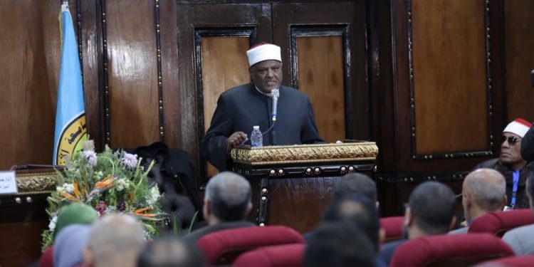 وكيل الأزهر الأسبق: الإمام الأكبر أدخل التكنولوجيا الحديثة في العملية التعليمية والمؤسسية لمواكبة العصر