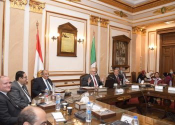 الخشت: إنشاء مركز لمشتقات البلازما بالتعاون مع القوات المسلحة على مساحة 3 آلاف متر