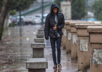 بالتزامن مع التقلبات الجوية.. 8 تعليمات للمدارس لمواجهة مخاطر سقوط الأمطار