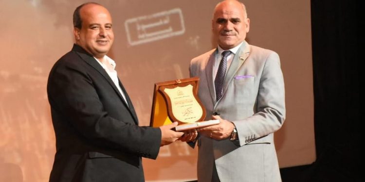 رئيس جامعة الأقصر يشهد حفل ختام المهرجان المسرحي الدولي لشباب الجنوب