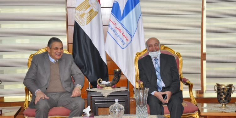 رئيس جامعة كفرالشيخ يستقبل فريق الهيئة القومية لضمان جودة التعليم