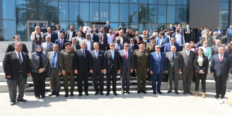 وزير التعليم العالي يفتتح  أول مركز للابتكار وريادة الأعمال بالجامعات الحكومية