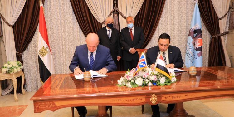 العربية للتصنيع: تلبية احتياجات التعليم من الشاشات التفاعلية والتصدير للشرق الأوسط وأفريقيا