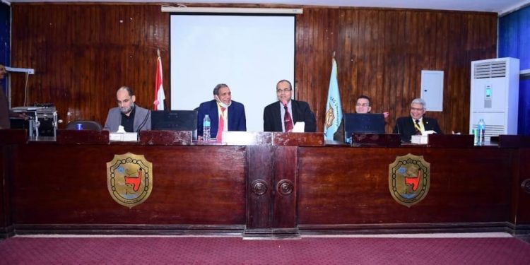 جامعة سوهاج.. ١٢محاضرة علمية عن أورام الثدي علي هامش مؤتمر صحة وتنمية المرأة