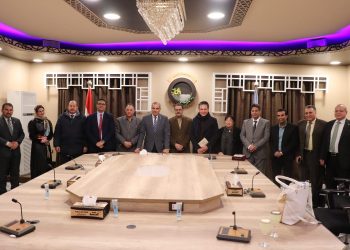 رئيس جامعة الأزهر يلتقي برموز الفن ويؤكد على أهمية دور الفن في إبراز القيم المجتمعية