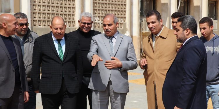 رئيس جامعة الأزهر يتابع التشطيبات النهائية بمسجد الجامعة