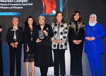 وزيرة الهجرة تشارك في فاعليات الدورة السابعة لقمة “مصر للأفضل”