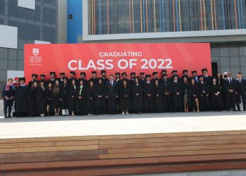 وزير التعليم العالي يشهد أول دفعة من الطلاب بالعاصمة الإدارية الجديدة