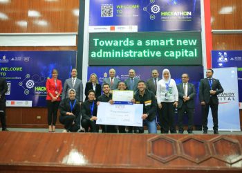 جامعة بنها تُكرم الفرق الفائزة في أول هاكاثون للمدن الذكية