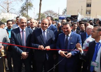 رئيس جامعة الأزهر يفتتح المعرض الزراعي الرابع