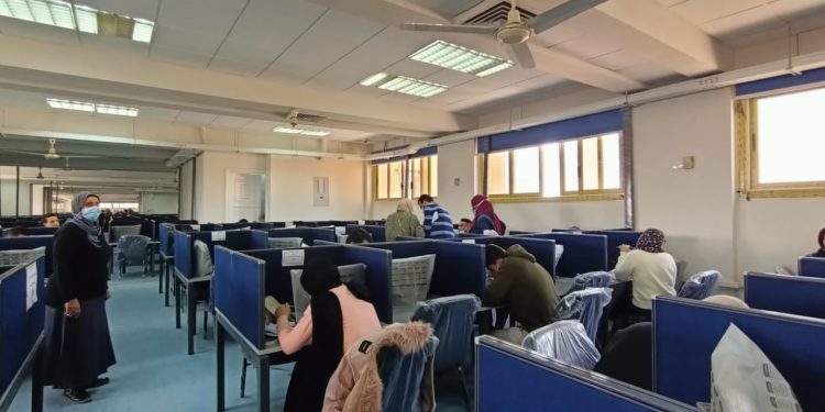 التعليم العالي: 519 طالب عائد من أوكرانيا أدوا اختبارات تحديد المستوى لكلية الطب البشري   