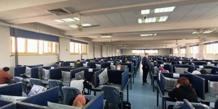 التعليم العالي: 519 طالب عائد من أوكرانيا أدوا اختبارات تحديد المستوى لكلية الطب البشري