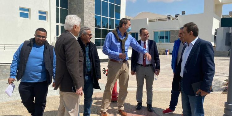 لجنة المتابعة تزور ملاعب بطولة العالم للاسكواش