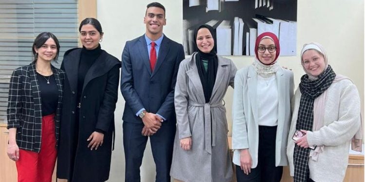 الجامعة البريطانية تفوز بالمركز الأول بمسابقة «أكسفورد» للمحاكمة الصورية لحقوق الإنسان