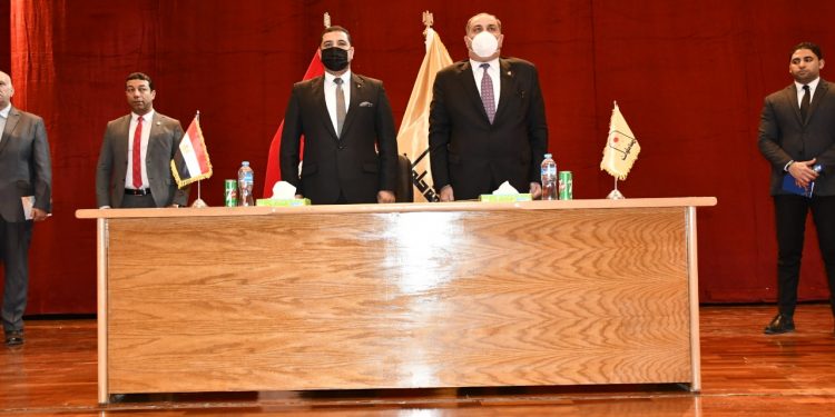 جامعة حلوان توقع بروتوكول تعاون مع الهيئة العامة لتعليم الكبار