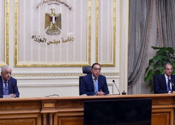  شوقي: تشغيل المدرسة اليابانية في العريش.. و8 مدارس رسمية لغات بشمال سيناء  