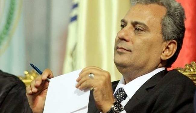 رئيس جامعة القاهرة السابق يحذر من شكولاتة بها نسبة من الحشيش بالأسواق