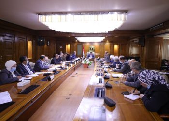 وزير التعليم العالي يرأس اجتماع مجلس شئون المعاهد العالية الخاصة