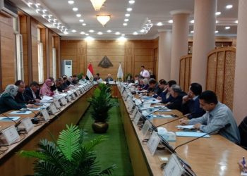 جامعة بنها تناقش استعدادات امتحانات الترم الثاني