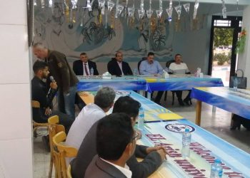 رئيس جامعة العريش يشارك الطلاب في حفل إفطار جماعي بالمدينة الجامعية