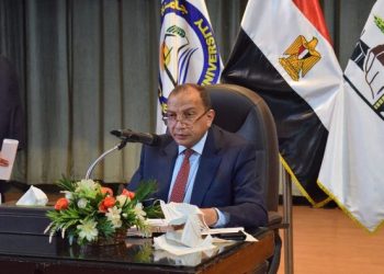 ورشة عمل للأطباء بمعهد أبحاث وتطبيقات الليزر في جامعة بني سويف