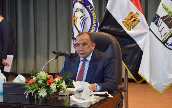 ورشة عمل للأطباء بمعهد أبحاث وتطبيقات الليزر في جامعة بني سويف