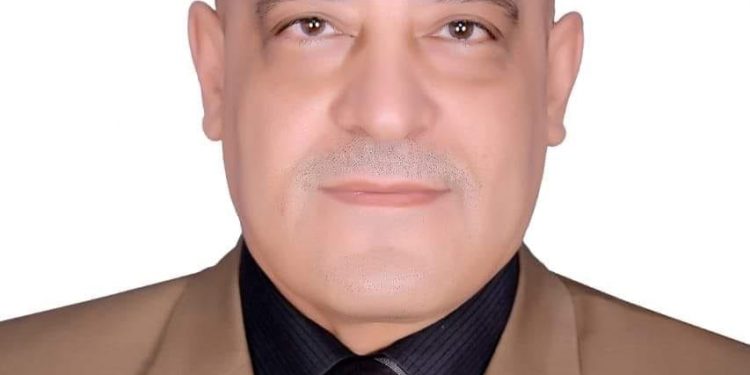 الدكتور أيمن محمود عثمان، رئيس جامعة أسوان