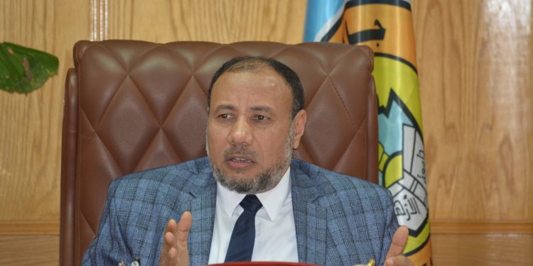 نائب رئيس جامعة الأزهر يجتمع بعمداء كليات فرع أسيوط لمتابعة سير العملية التعليمية بالكليات