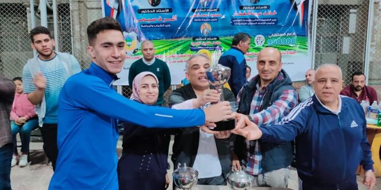 ختام نهائي الدورة الرمضانية بجامعة طنطا تحت شعار “رمضان يجمعنا”