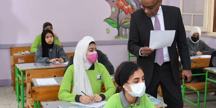 تعليم بورسعيد: 12624 طالب حضروا امتحان الإعدادية التدريبي بنسبة 86 %