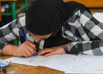 المهن التعليمية تكشف تفاصيل إصابة رئيس لجنة ثانوية عامة بجلطه دماغية 