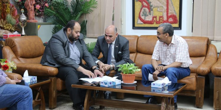 رئيس جامعة الأقصر يلتقى رئيس جهاز مدينة طيبة الجديد