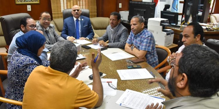 جامعة الأقصر: 30٪ من أسئلة امتحانات الفصل الدراسي الثاني بالكليات مقالية