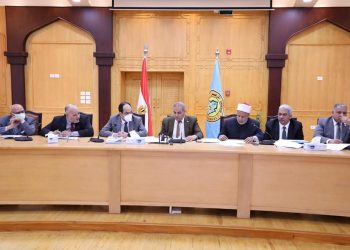 مجلس جامعة الأزهر يوجه الشكر لوزارة التخطيط لجهودها في دعم الجامعة